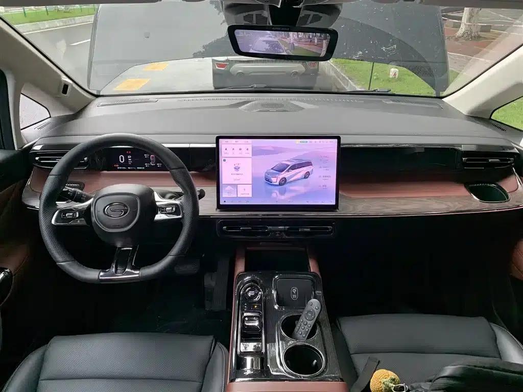 Trumpchi E8 PHEV 2024 Model 150km Dragon Soaring Starry Night+ — миниатюра 6