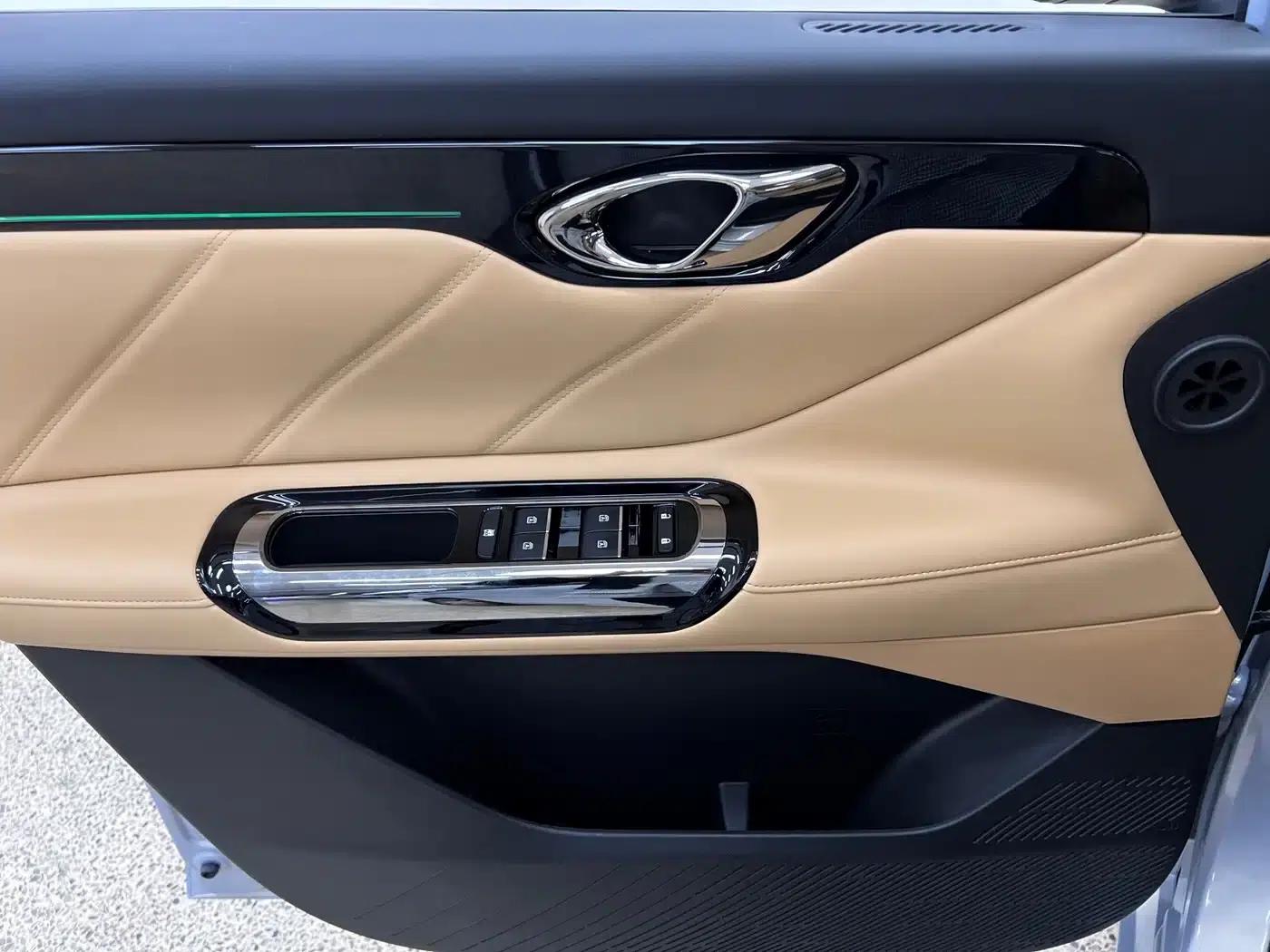 Trumpchi E8 PHEV 2024 Model 150km MAX+ — миниатюра 12