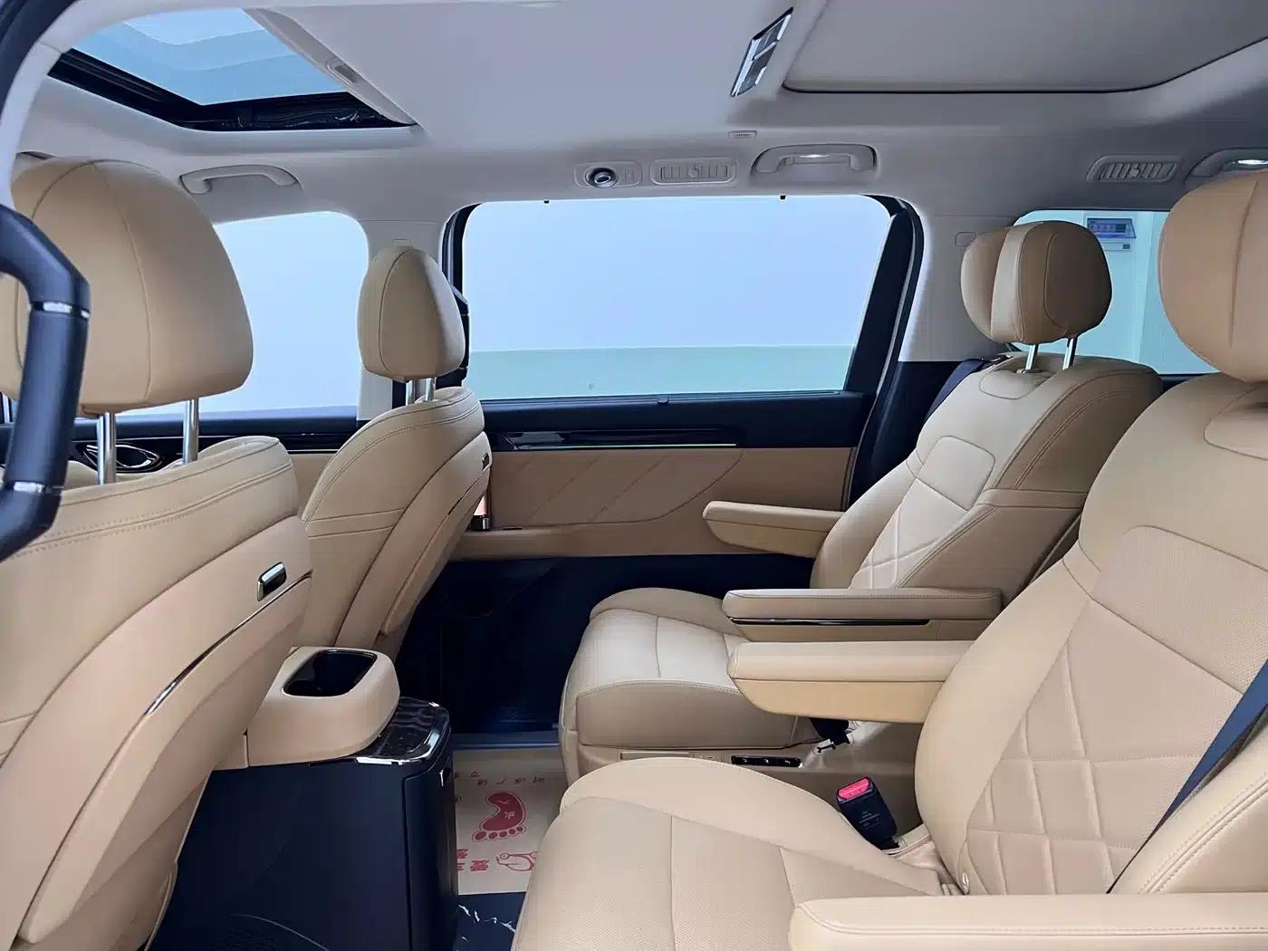 Trumpchi E8 PHEV 2024 Model 150km MAX+ — миниатюра 16
