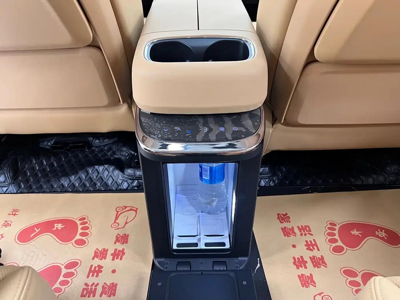 Trumpchi E8 PHEV 2024 Model 150km MAX+ — миниатюра 20