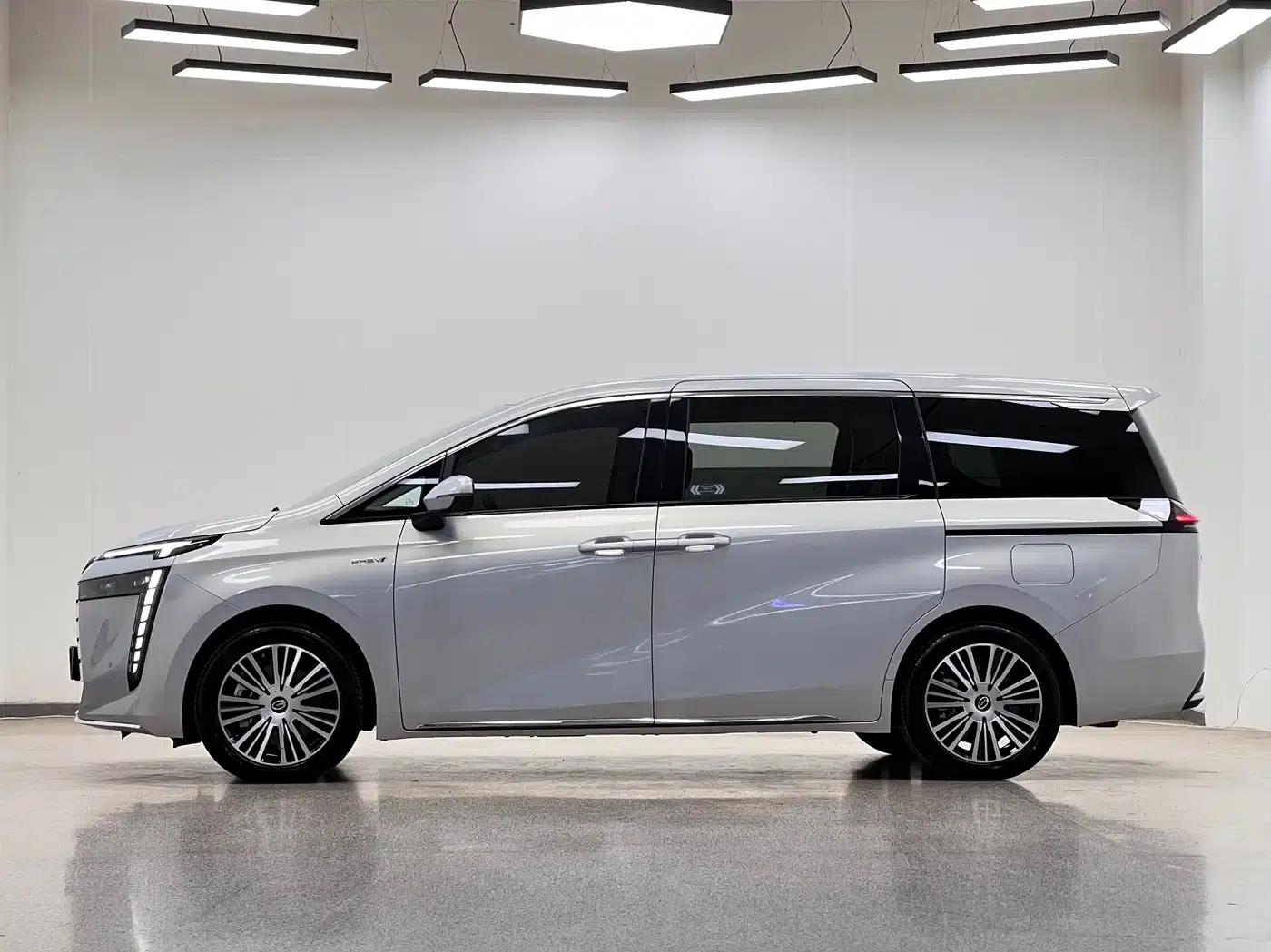 Trumpchi E8 PHEV 2024 Model 150km MAX+ — миниатюра 4