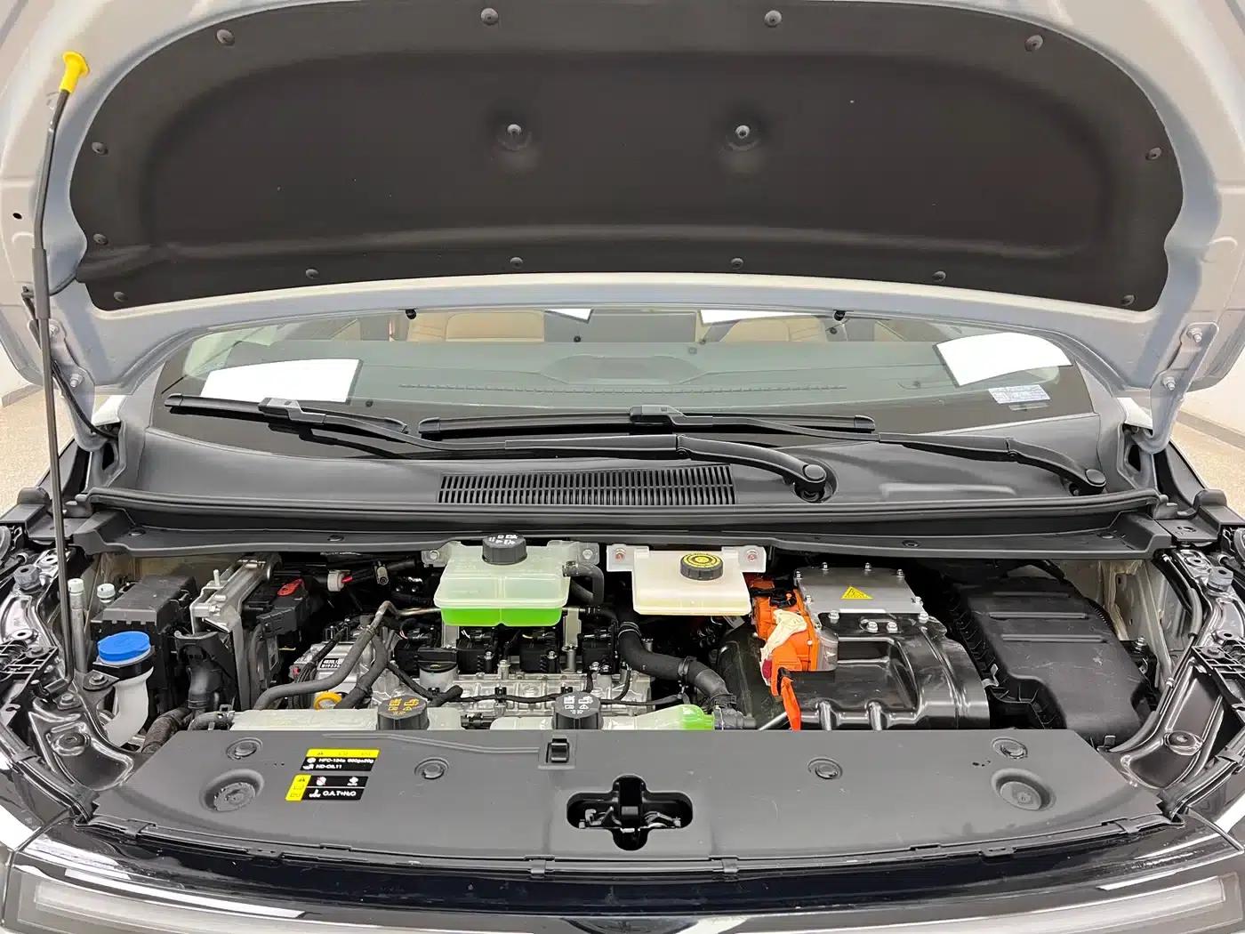 Trumpchi E8 PHEV 2024 Model 150km MAX+ — миниатюра 31