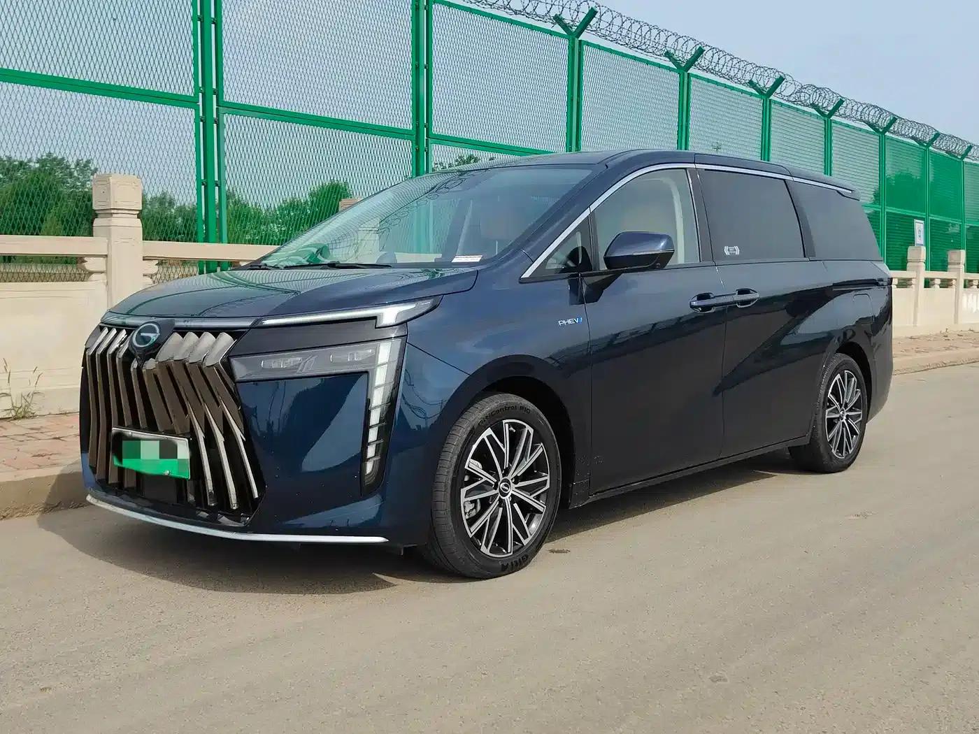 Trumpchi E8 PHEV 2024 Model 150km MAX+ — миниатюра 1