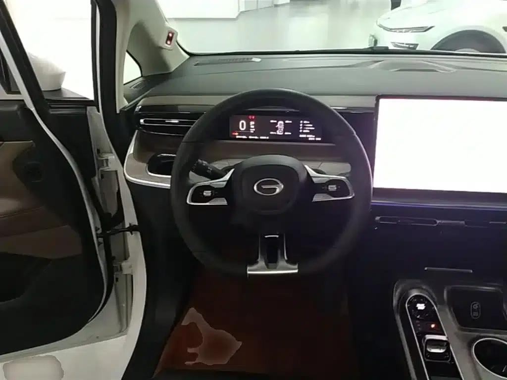 Trumpchi E8 PHEV 2024 Model 150km MAX — миниатюра 11