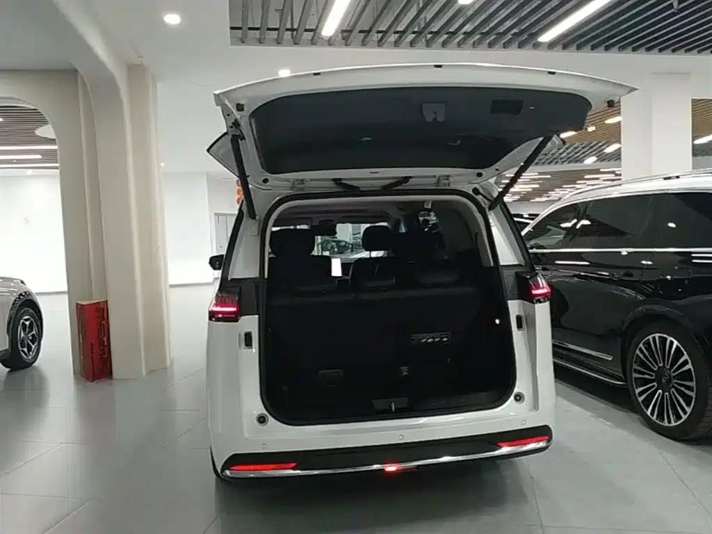 Trumpchi E8 PHEV 2024 Model 150km MAX — миниатюра 19