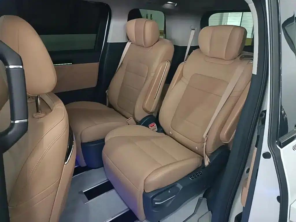 Trumpchi E8 PHEV 2024 Model 150km MAX — миниатюра 17