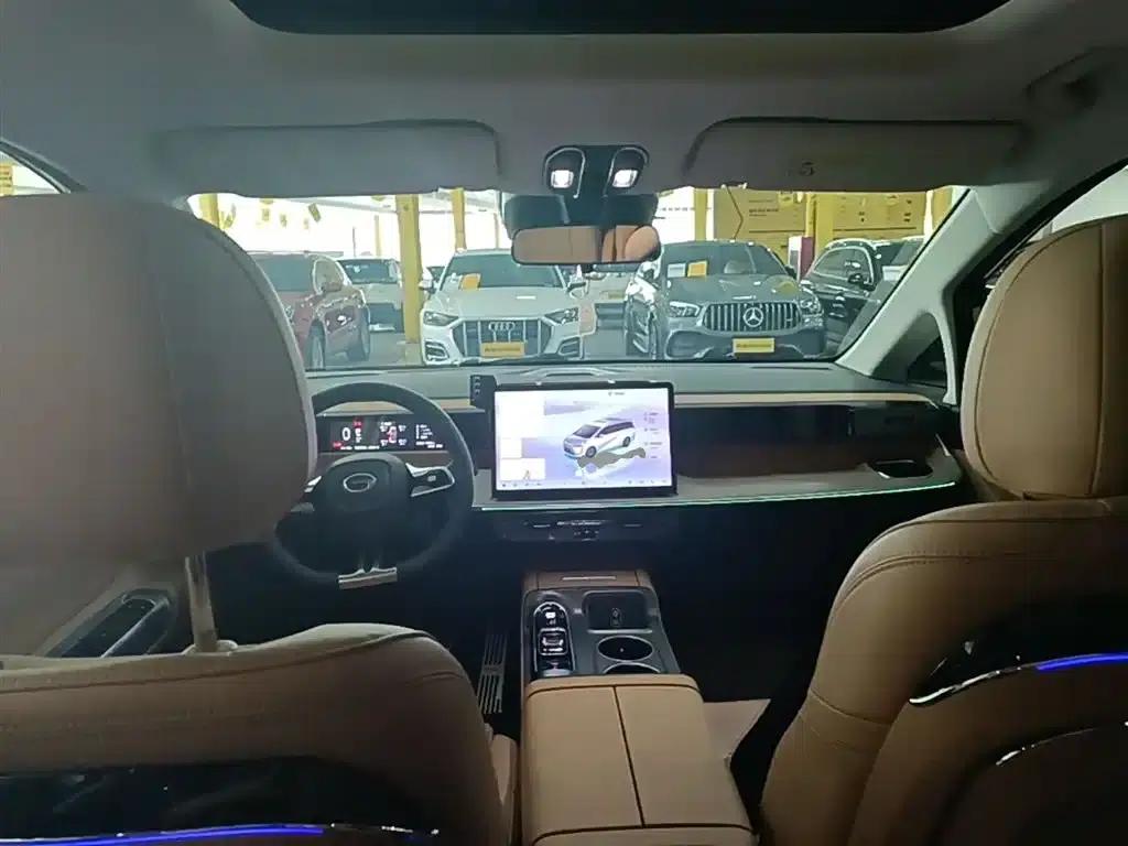 Trumpchi E8 PHEV 2024 Model 150km MAX — миниатюра 10