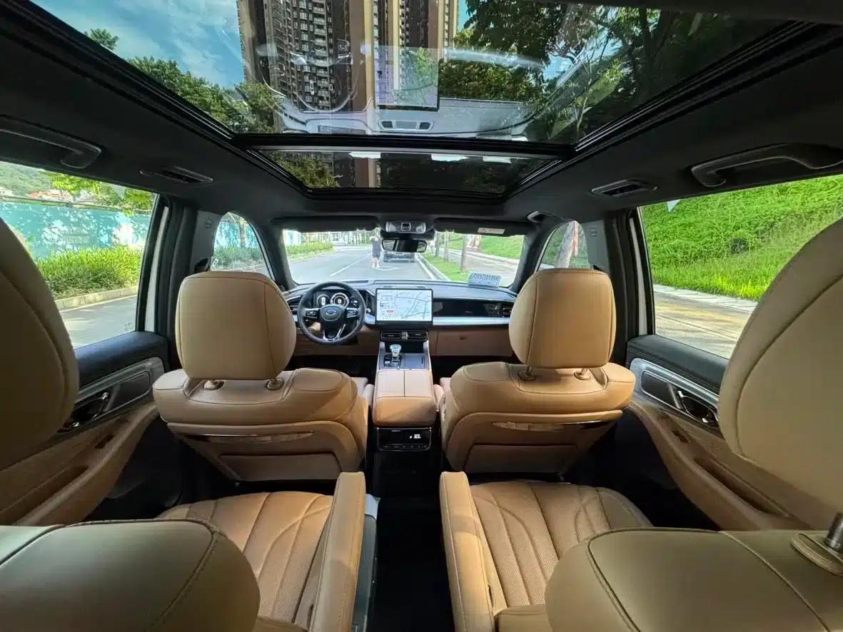 Trumpchi ES9 2024 PHEV 143km Traveler Max — миниатюра 17