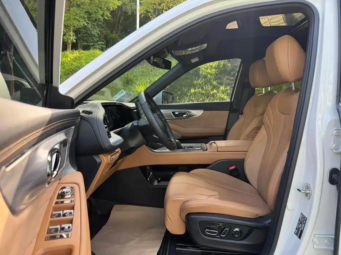 Trumpchi ES9 2024 PHEV 143km Traveler Max — миниатюра 7