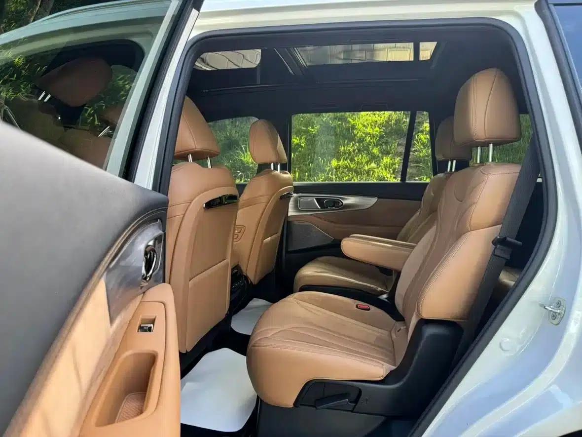 Trumpchi ES9 2024 PHEV 143km Traveler Max — миниатюра 8