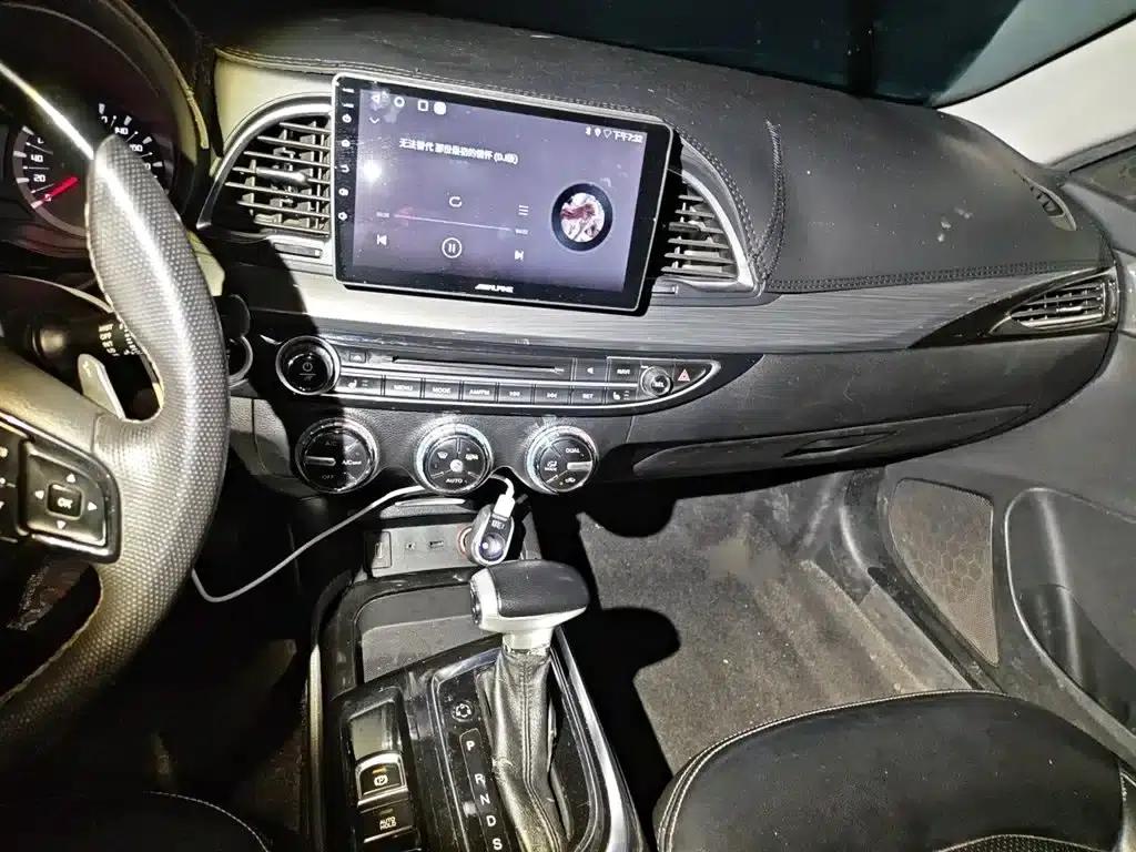 Trumpchi GA6 2016 235T DCT Luxury Edition — миниатюра 6