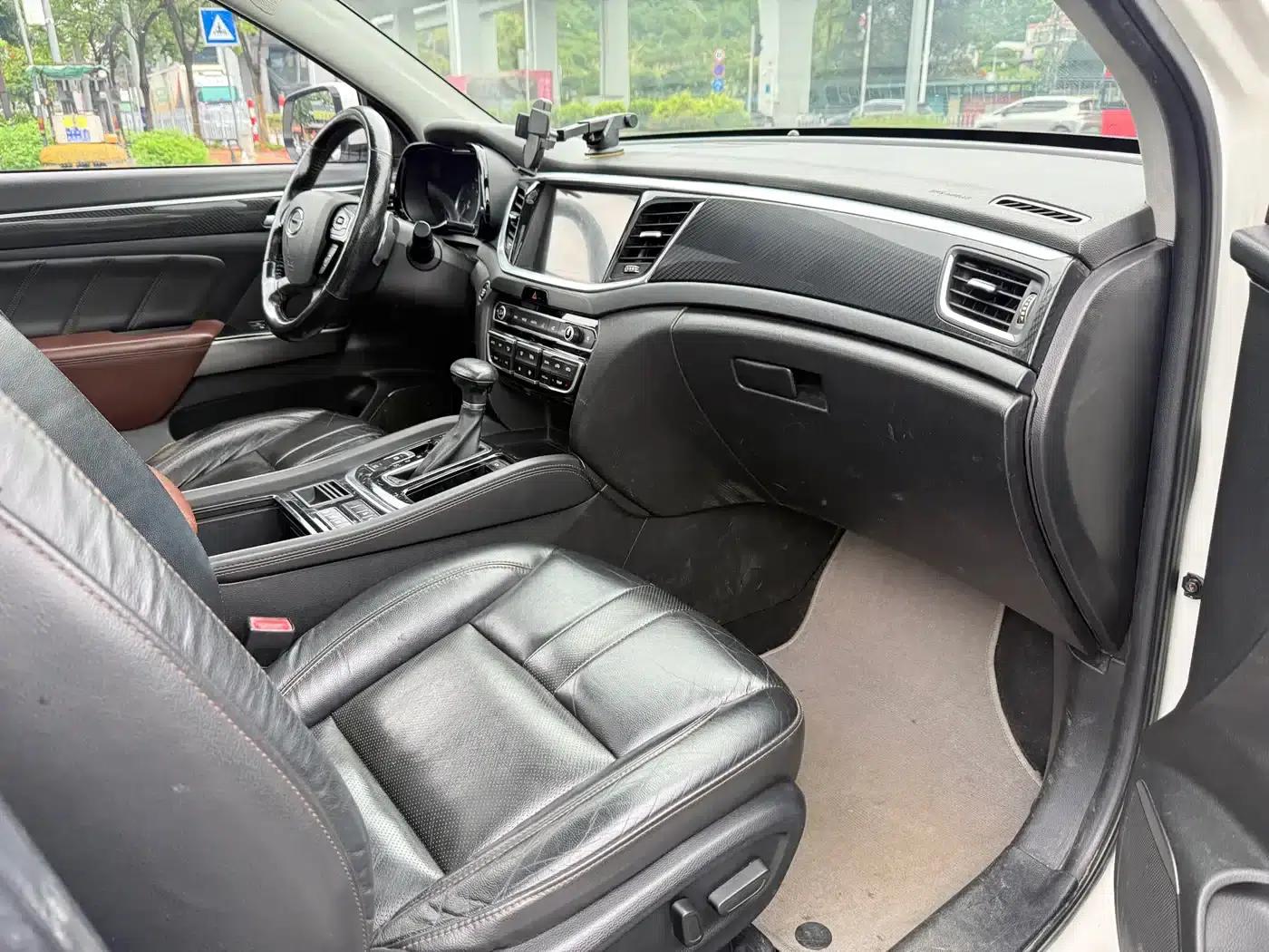 Trumpchi GS7 2017 320T 2WD Luxury Intelligent Connectivity Edition — миниатюра 9