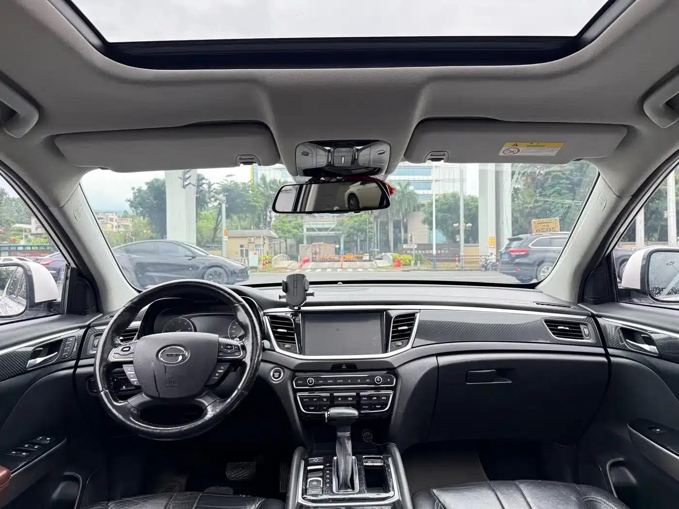 Trumpchi GS7 2017 320T 2WD Luxury Intelligent Connectivity Edition — миниатюра 10