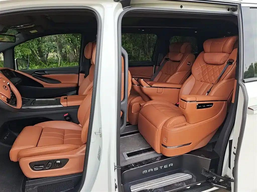 Trumpchi Aspiration M8 2025 Qiankun Series Ultra First Class — миниатюра 11