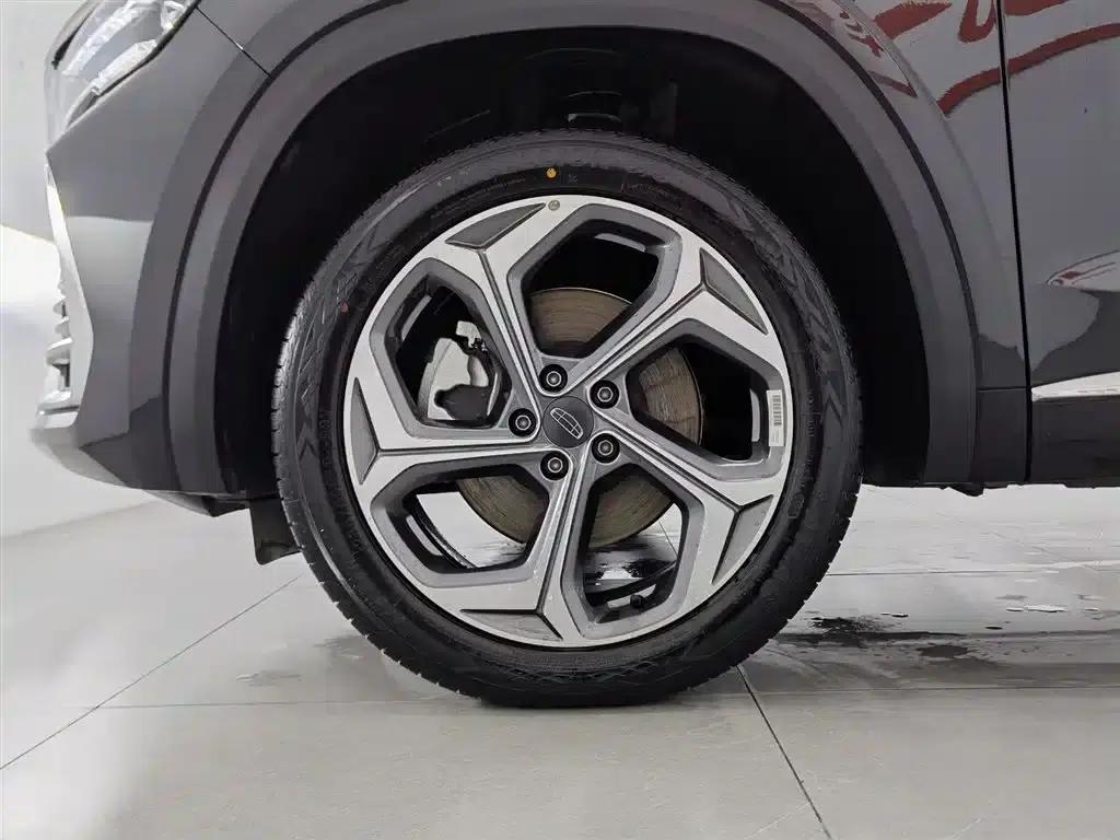 Geely Xingyue L 2024 2.0TD DCT EVO 2WD Long Wind Edition — миниатюра 17
