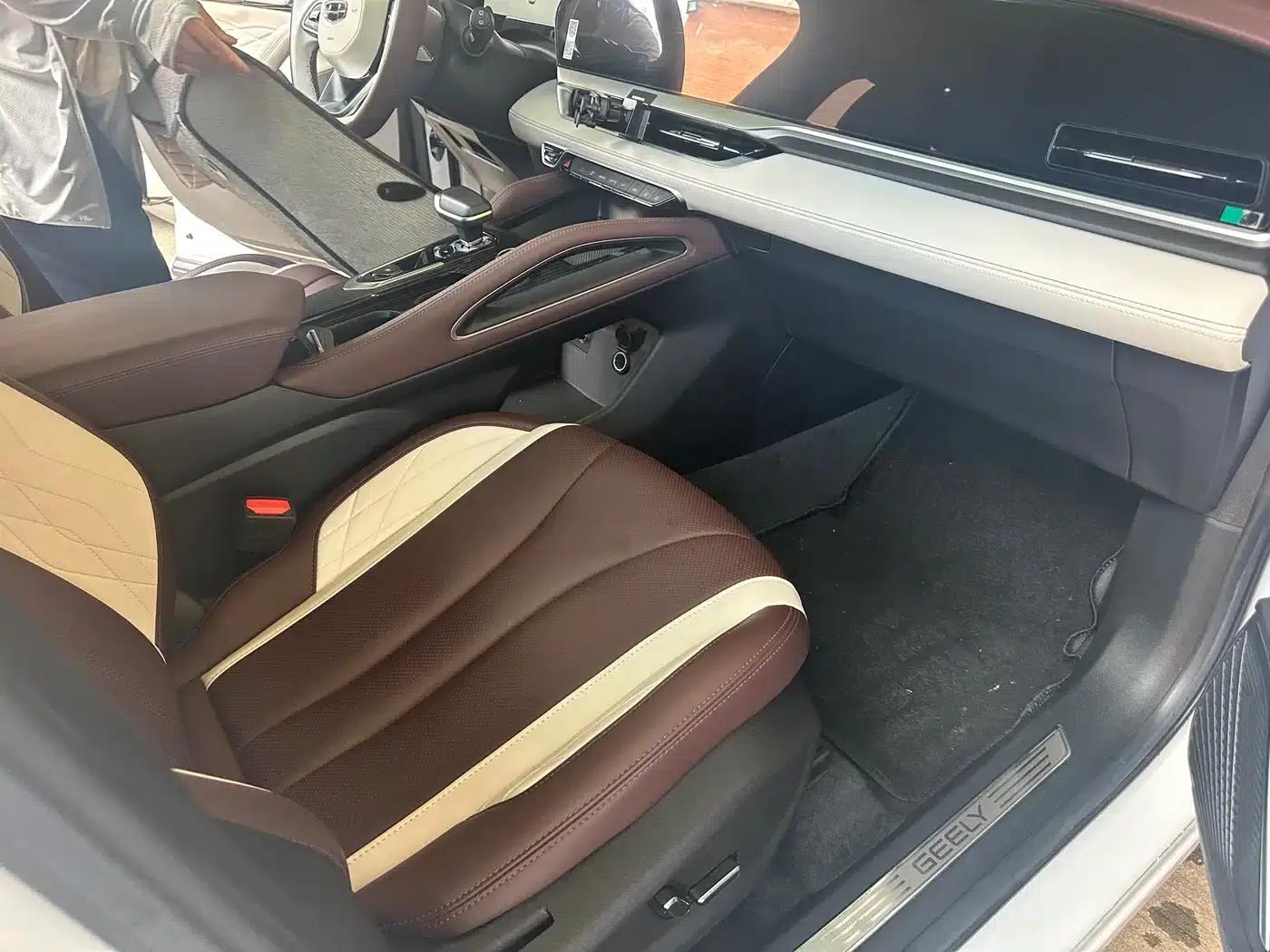 Geely Xingyue L 2021 2.0TD DCT EVO 2WD Premium Edition — миниатюра 9