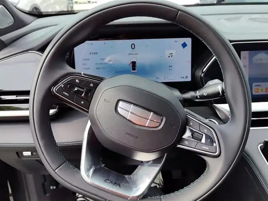 Geely Xingyue L 2025 Oriental Radiance 2.0TD Automatic Star Edition — миниатюра 15