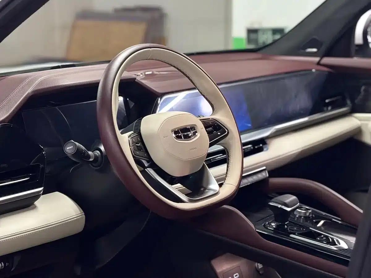 Geely Xingyue L 2021 2.0TD High-Power Automatic Four-Wheel Drive Flagship Edition — миниатюра 4
