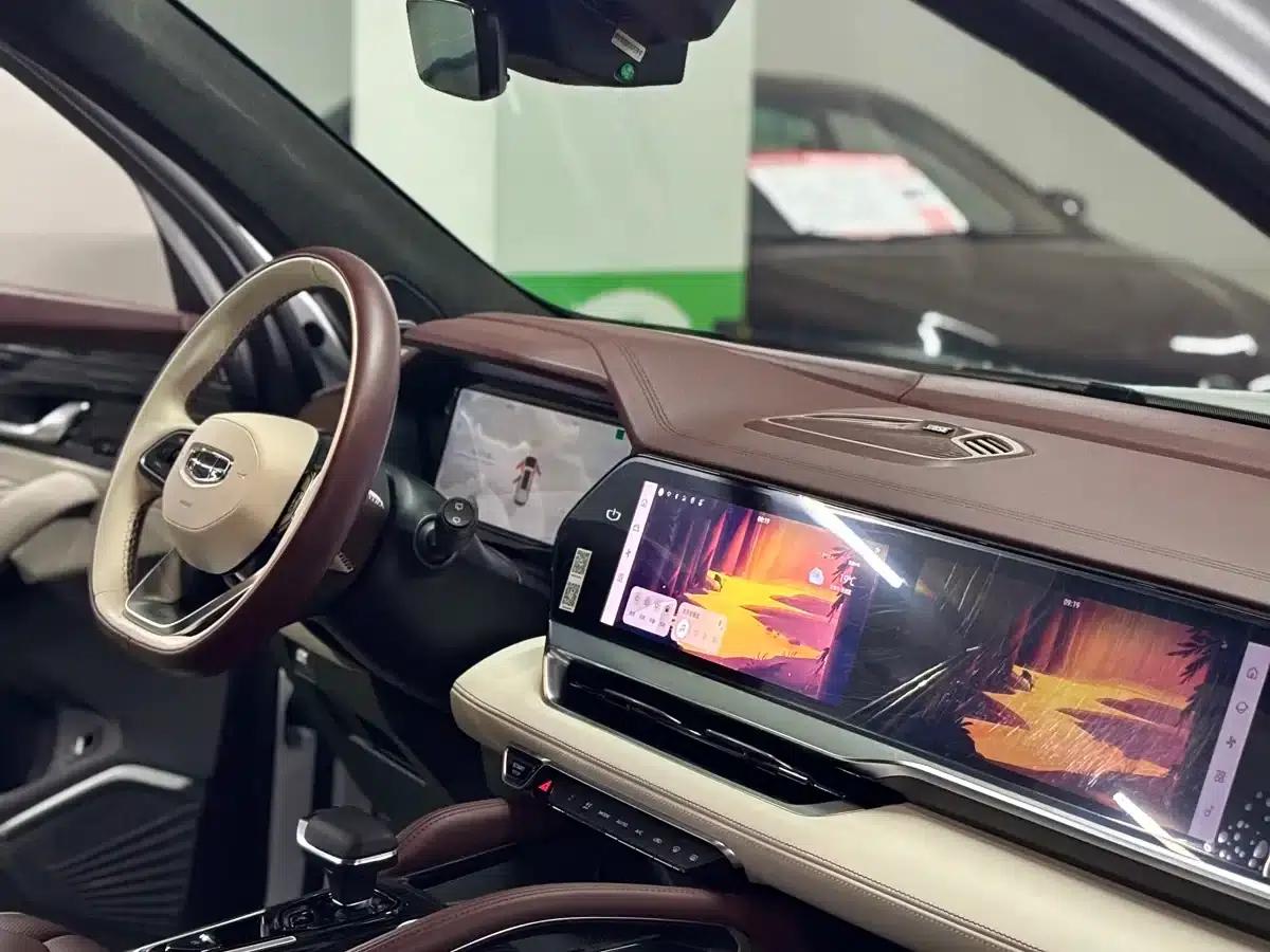 Geely Xingyue L 2021 2.0TD High-Power Automatic Four-Wheel Drive Flagship Edition — миниатюра 5