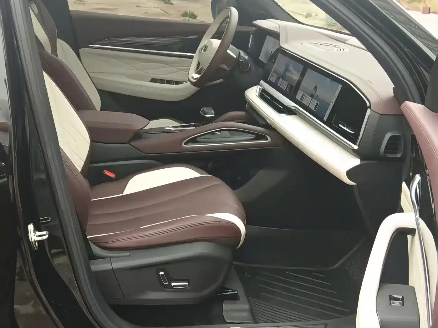 Geely Xingyue L 2024 2.0TD DCT EVO 2WD Comfort Model — миниатюра 12