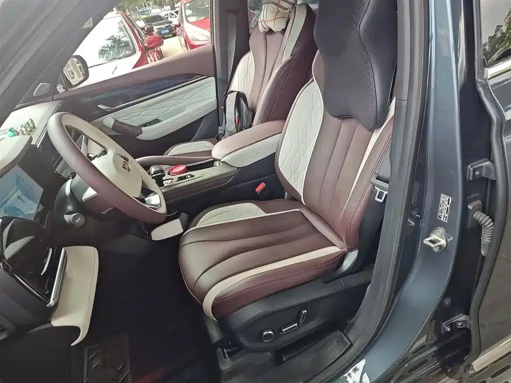 Geely Xingyue L 2024 2.0TD High-Power Automatic Two-Wheel Drive Cloud Edition — миниатюра 11