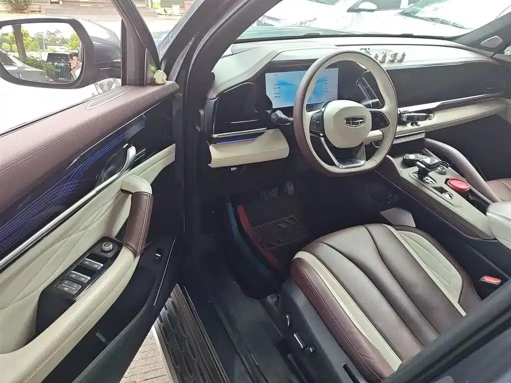 Geely Xingyue L 2024 2.0TD High-Power Automatic Two-Wheel Drive Cloud Edition — миниатюра 12