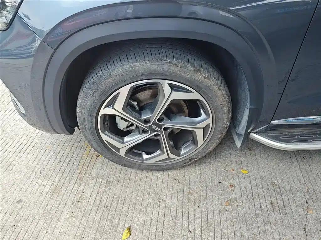 Geely Xingyue L 2024 2.0TD High-Power Automatic Two-Wheel Drive Cloud Edition — миниатюра 25