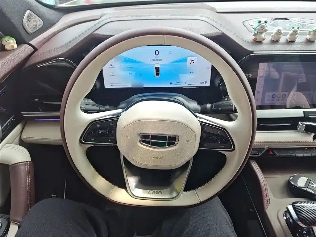 Geely Xingyue L 2024 2.0TD High-Power Automatic Two-Wheel Drive Cloud Edition — миниатюра 7