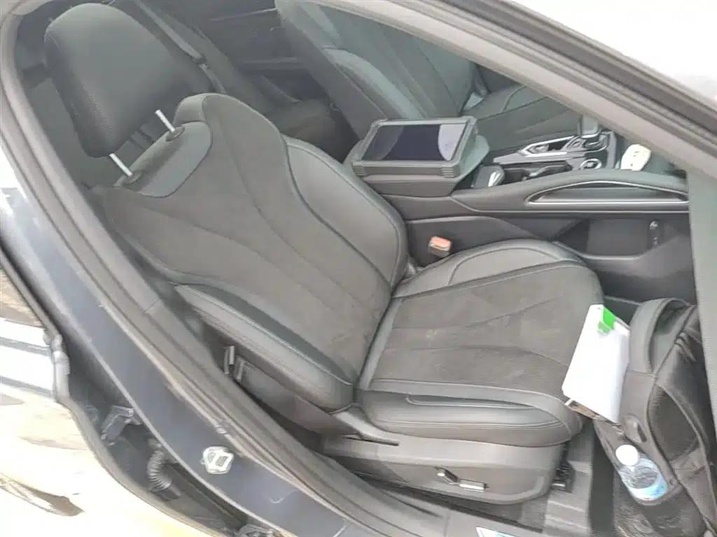 Geely Xingyue L 2024 2.0TD High-Power Automatic Two-Wheel Drive Sky Edition — миниатюра 25