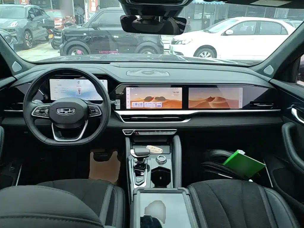 Geely Xingyue L 2024 2.0TD High-Power Automatic Two-Wheel Drive Sky Edition — миниатюра 10