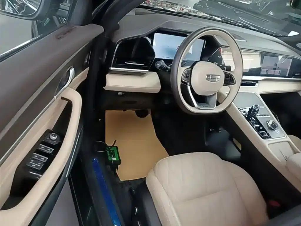 Geely Xingyue L 2025 Oriental Radiance 2.0TD Automatic 4WD Moon Gazing Edition — миниатюра 12
