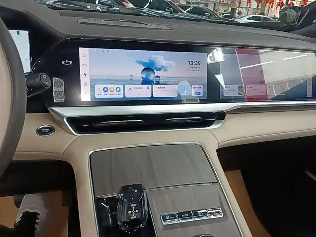 Geely Xingyue L 2025 Oriental Radiance 2.0TD Automatic 4WD Moon Gazing Edition — миниатюра 9