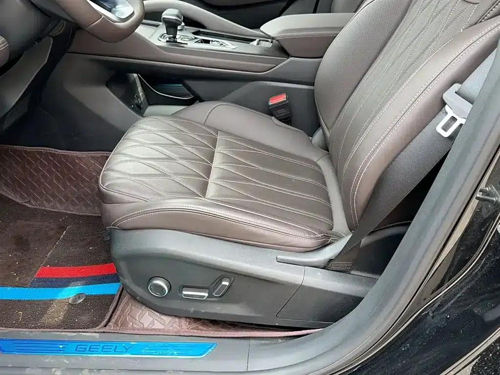 Geely Xingyue L 2025 2.0TD Automatic Xingyun Edition — миниатюра 20