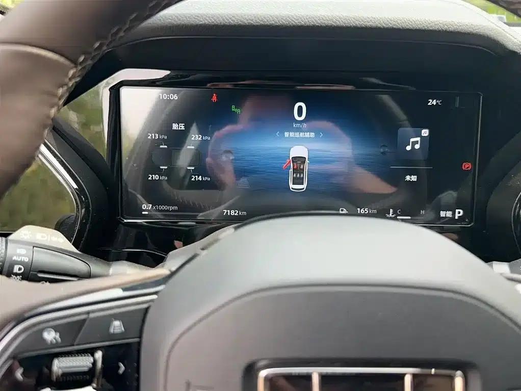 Geely Xingyue L 2025 2.0TD Automatic Xingyun Edition — миниатюра 8