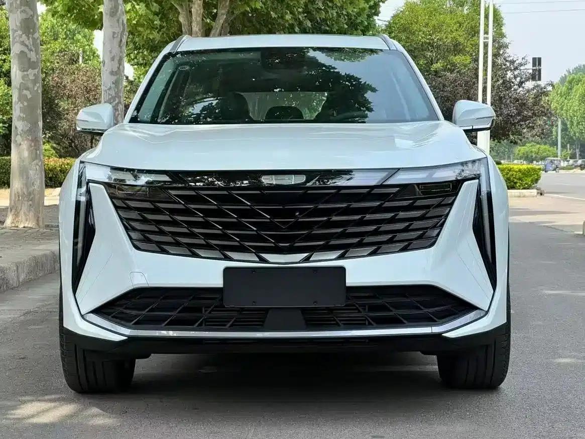 Geely Boyue L 2024 1.5TD DCT Dragon Edition — миниатюра 2