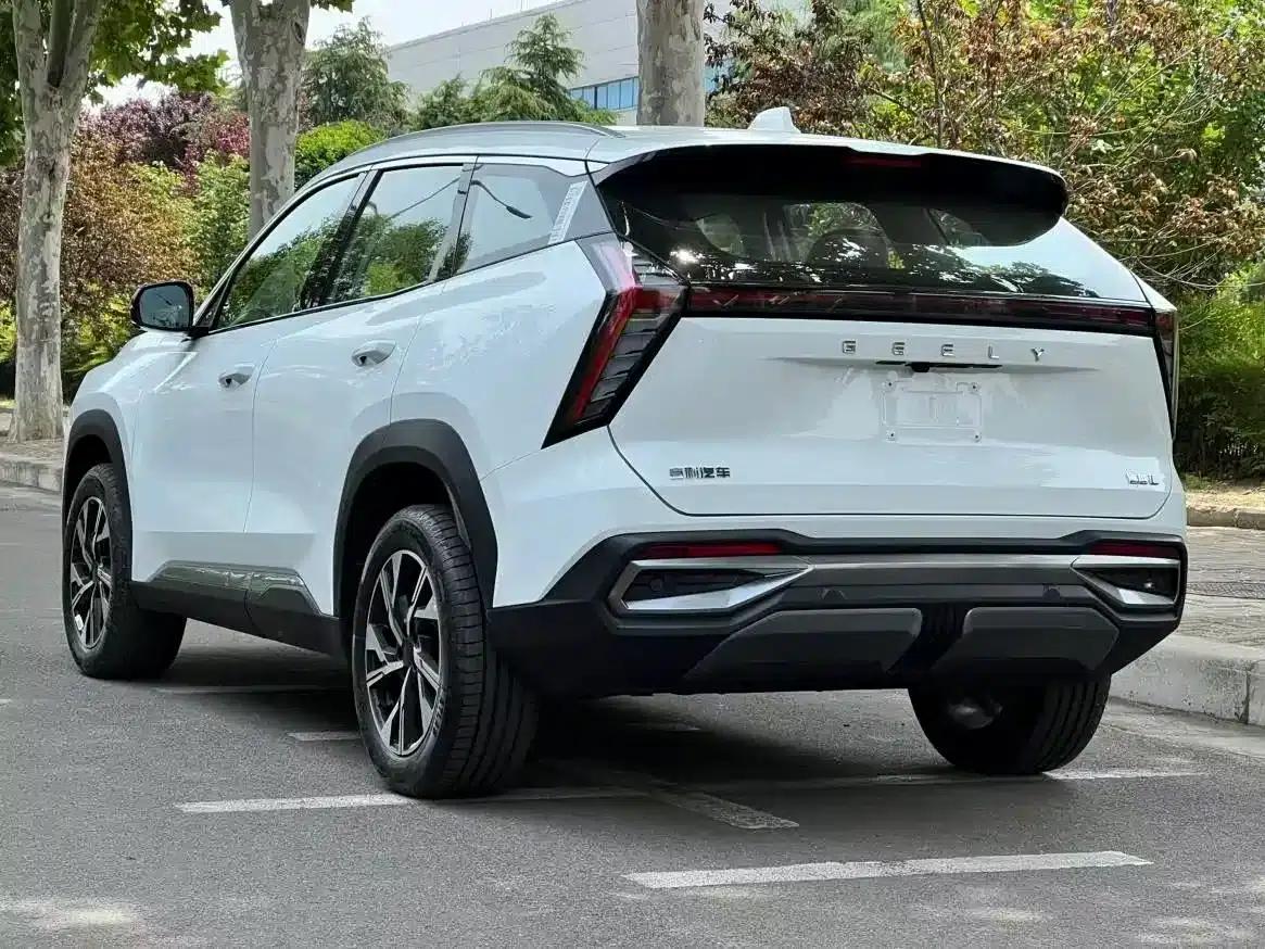 Geely Boyue L 2024 1.5TD DCT Dragon Edition — миниатюра 3