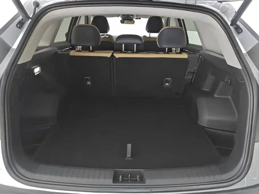 Geely Boyue L 2023 1.5TD DCT Premium Edition — миниатюра 4