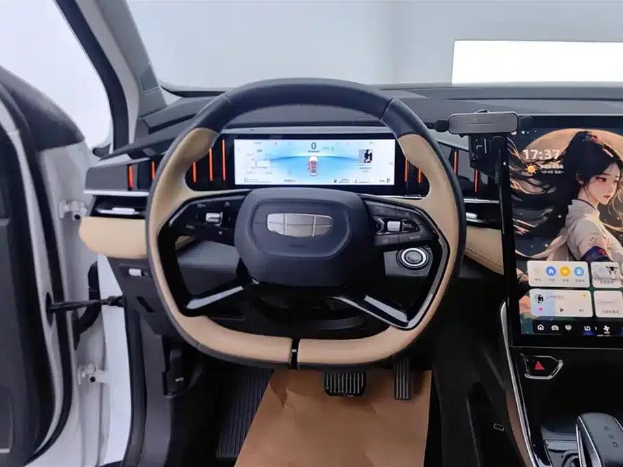 Geely Boyue L 2023 1.5TD DCT Premium Edition — миниатюра 15