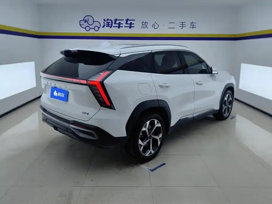 Geely Boyue L 2023 1.5TD DCT Premium Edition — миниатюра 3