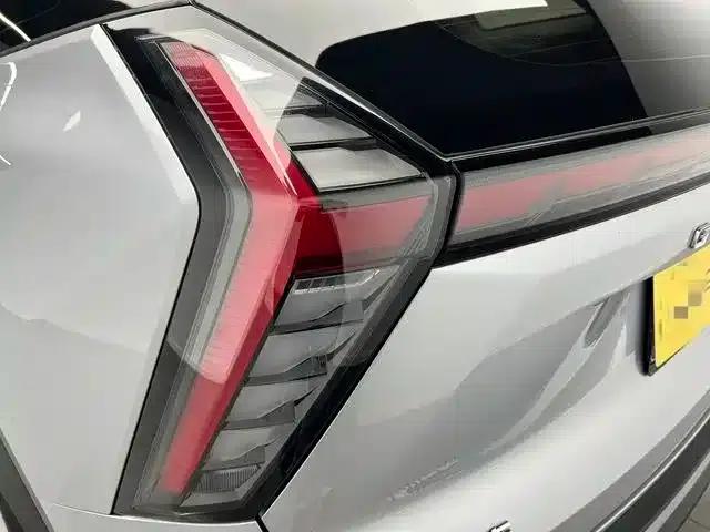 Geely Boyue L 2023 1.5TD DCT Premium Edition — миниатюра 19