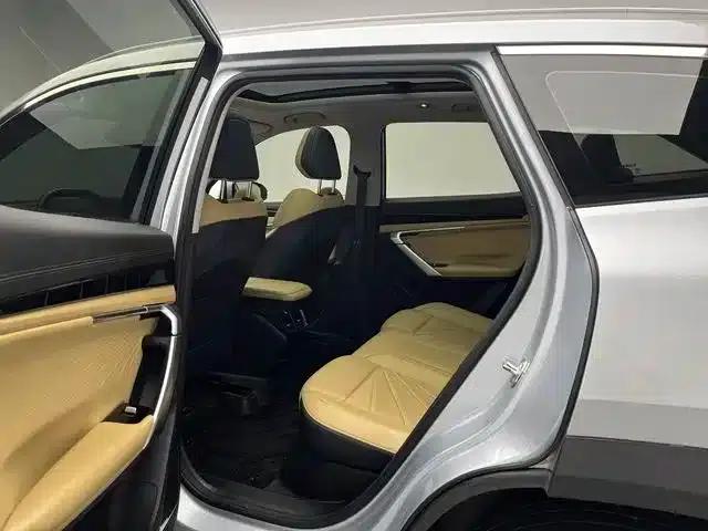 Geely Boyue L 2023 1.5TD DCT Premium Edition — миниатюра 10