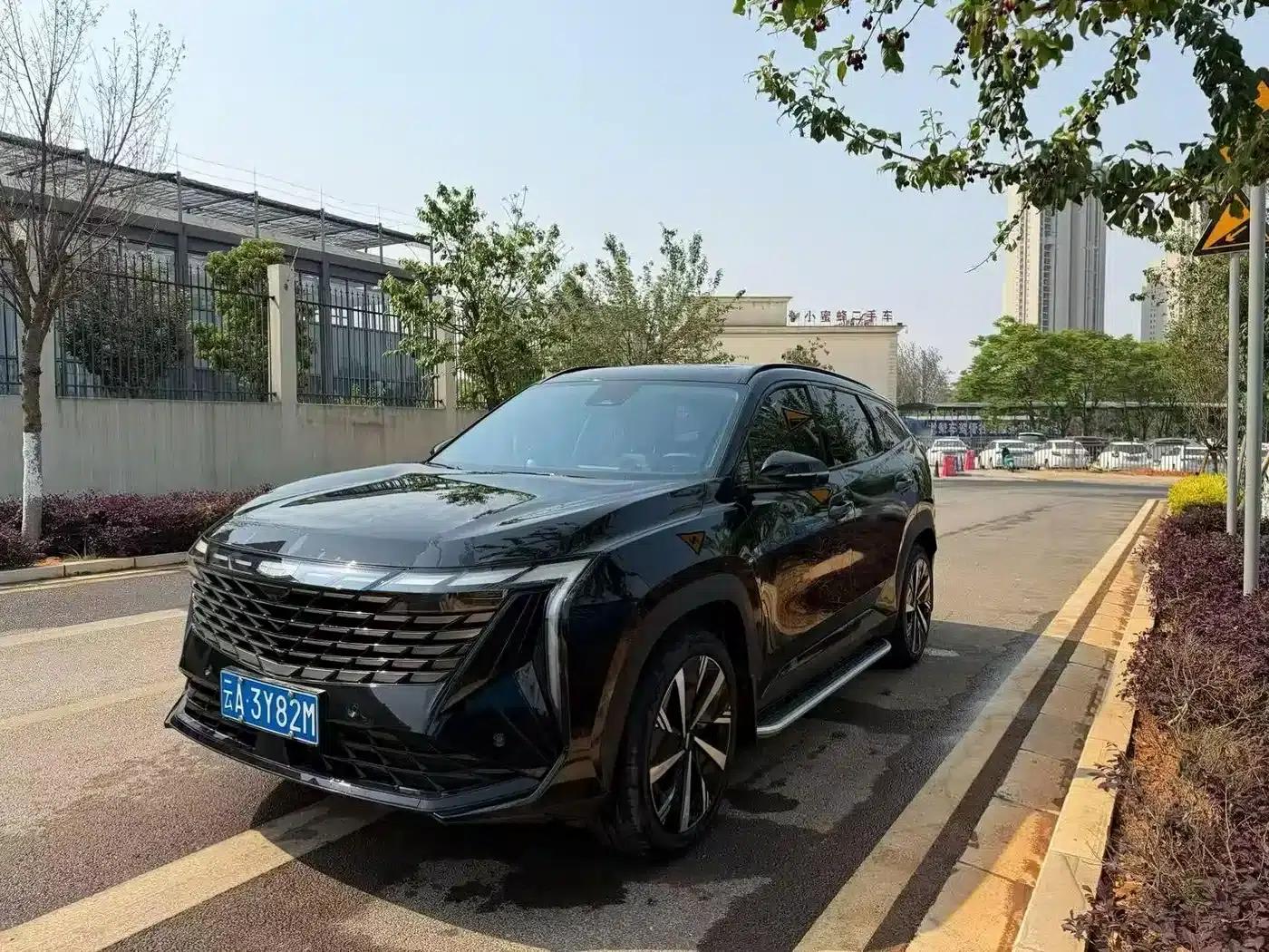 Geely Boyue L 2023 1.5TD DCT Luxury Edition — миниатюра 1
