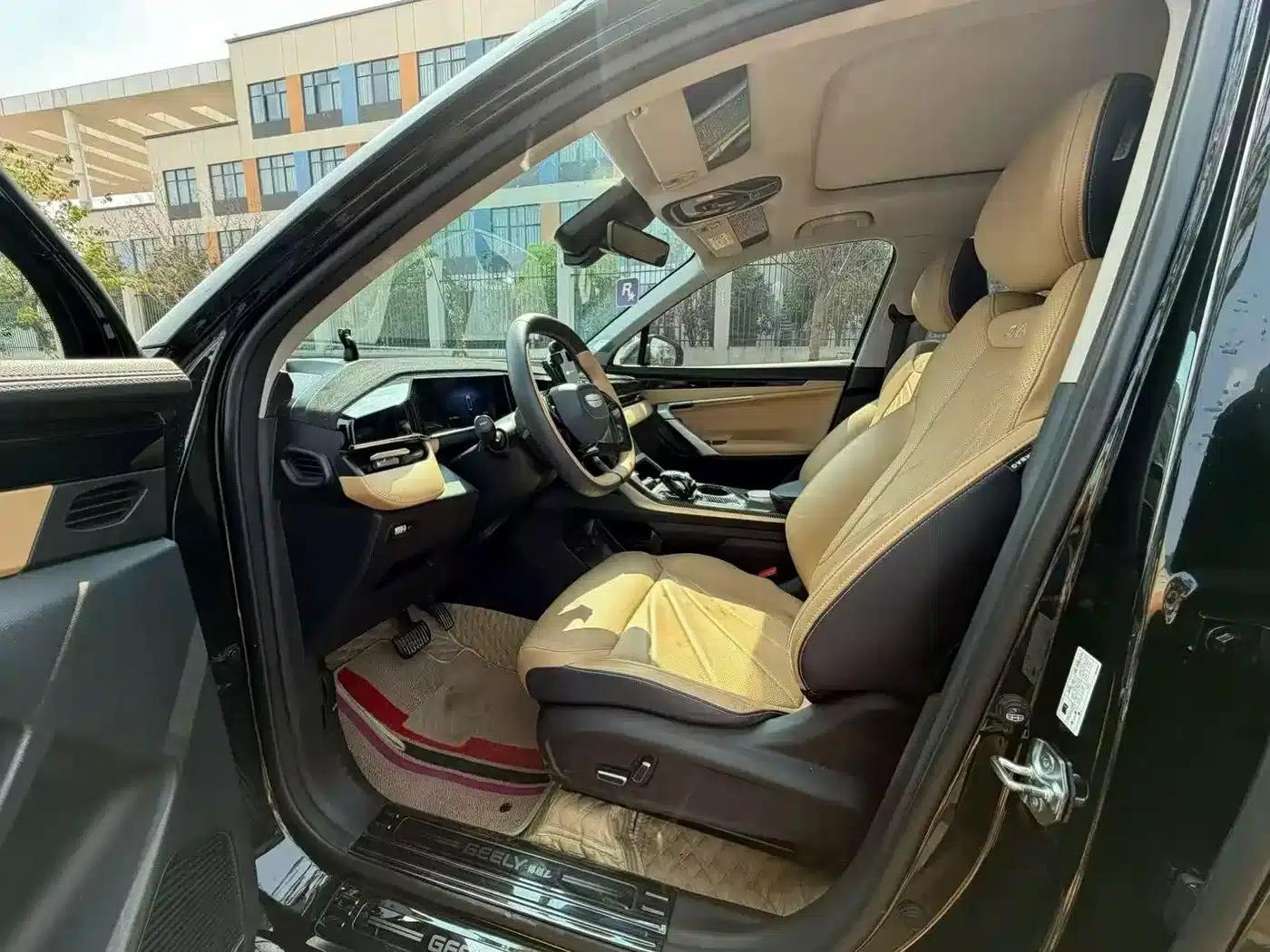 Geely Boyue L 2023 1.5TD DCT Luxury Edition — миниатюра 4