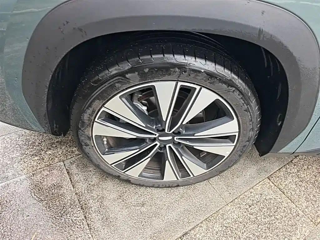 Geely Boyue L 2025 Fourth Generation 1.5TD DCT Splendid — миниатюра 23