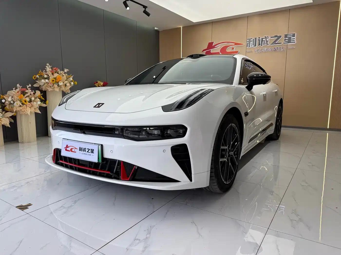 Extreme Krypton 001 2026 95-degree 4WD Max Edition — миниатюра 1