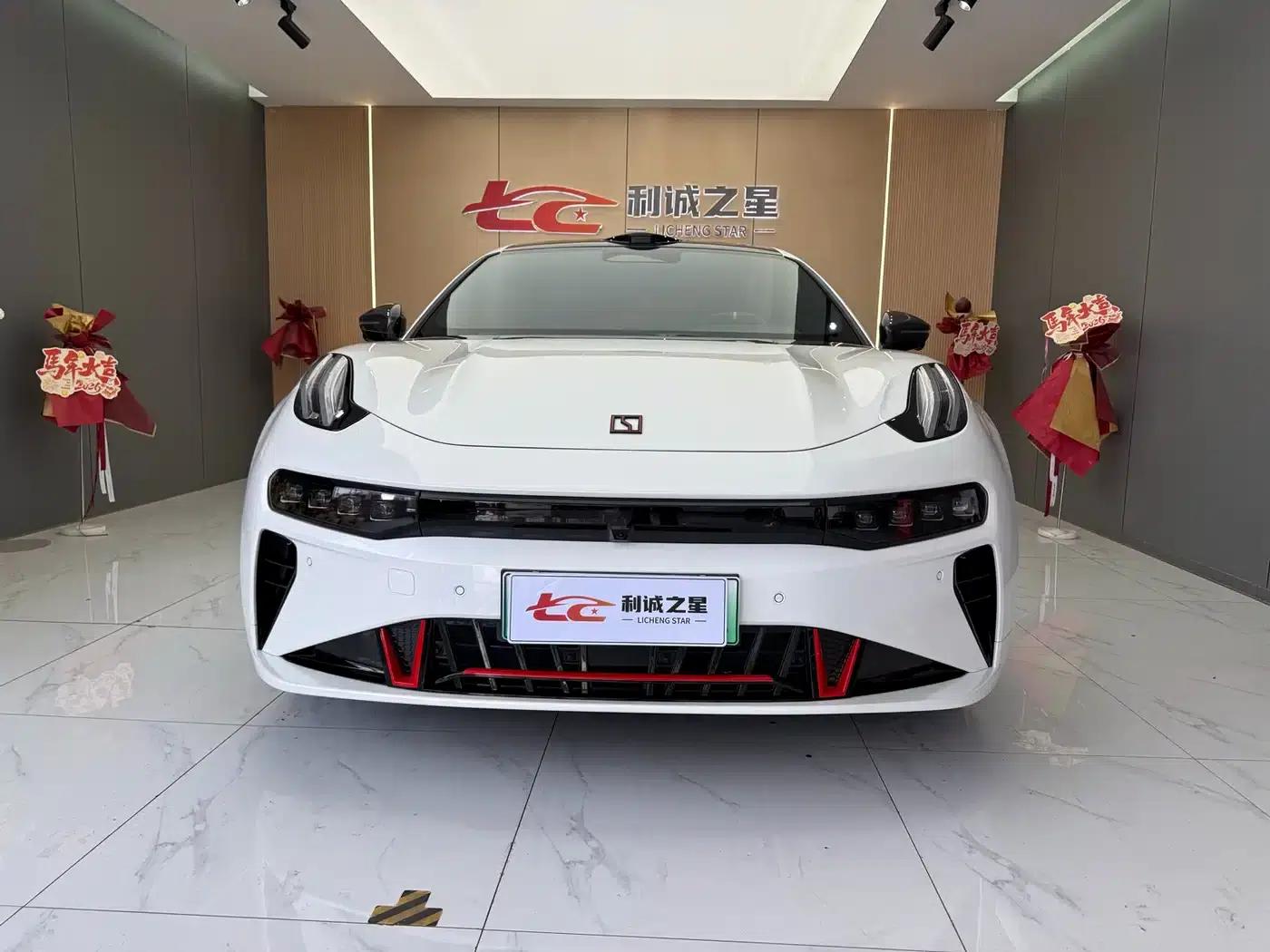 Extreme Krypton 001 2026 95-degree 4WD Max Edition — миниатюра 2