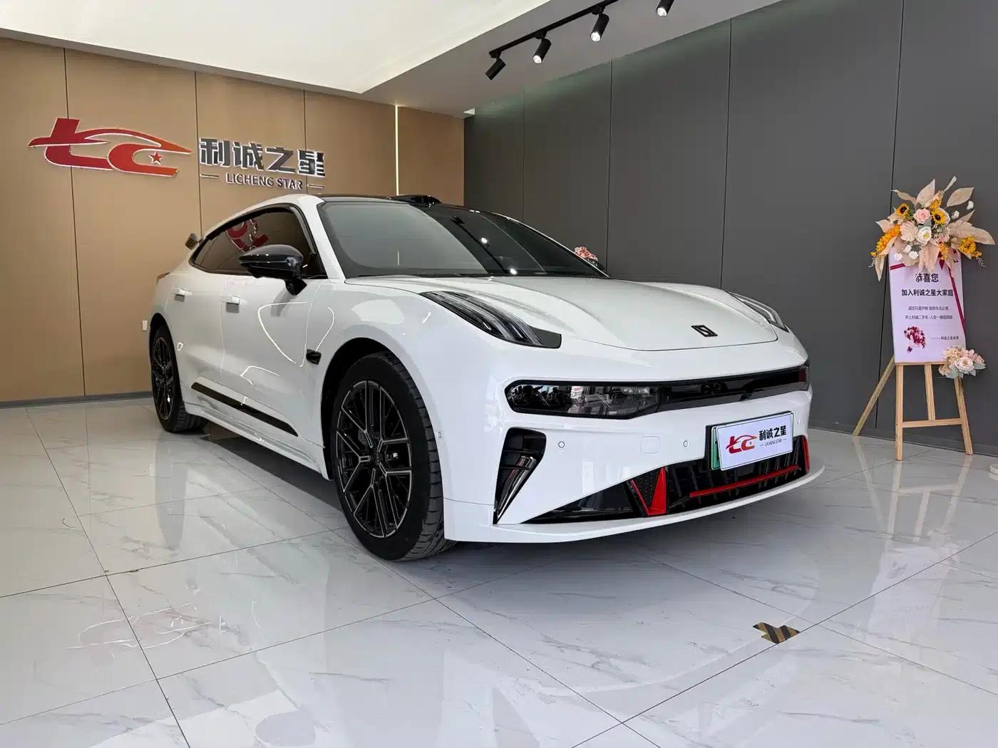 Extreme Krypton 001 2026 95-degree 4WD Max Edition — миниатюра 3