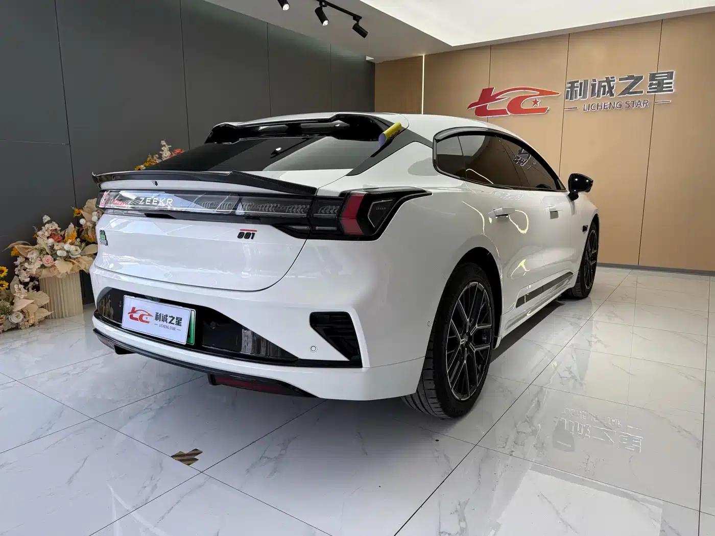 Extreme Krypton 001 2026 95-degree 4WD Max Edition — миниатюра 9