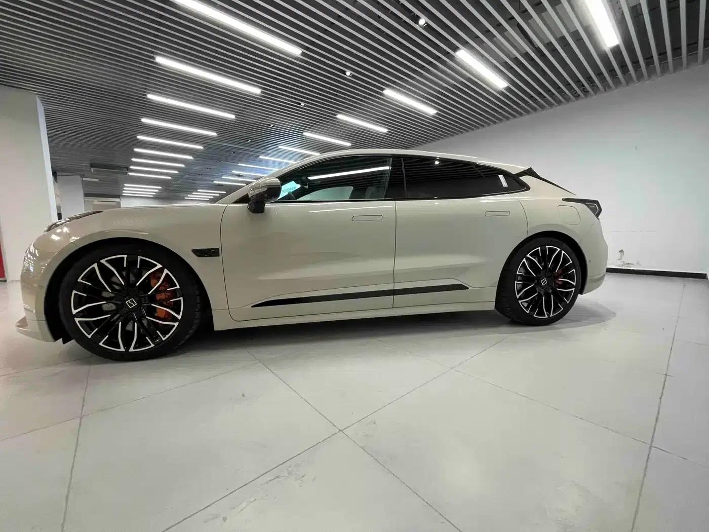 Extreme Krypton 001 2025 YOU Edition 100kWh Four-Wheel Drive — миниатюра 3