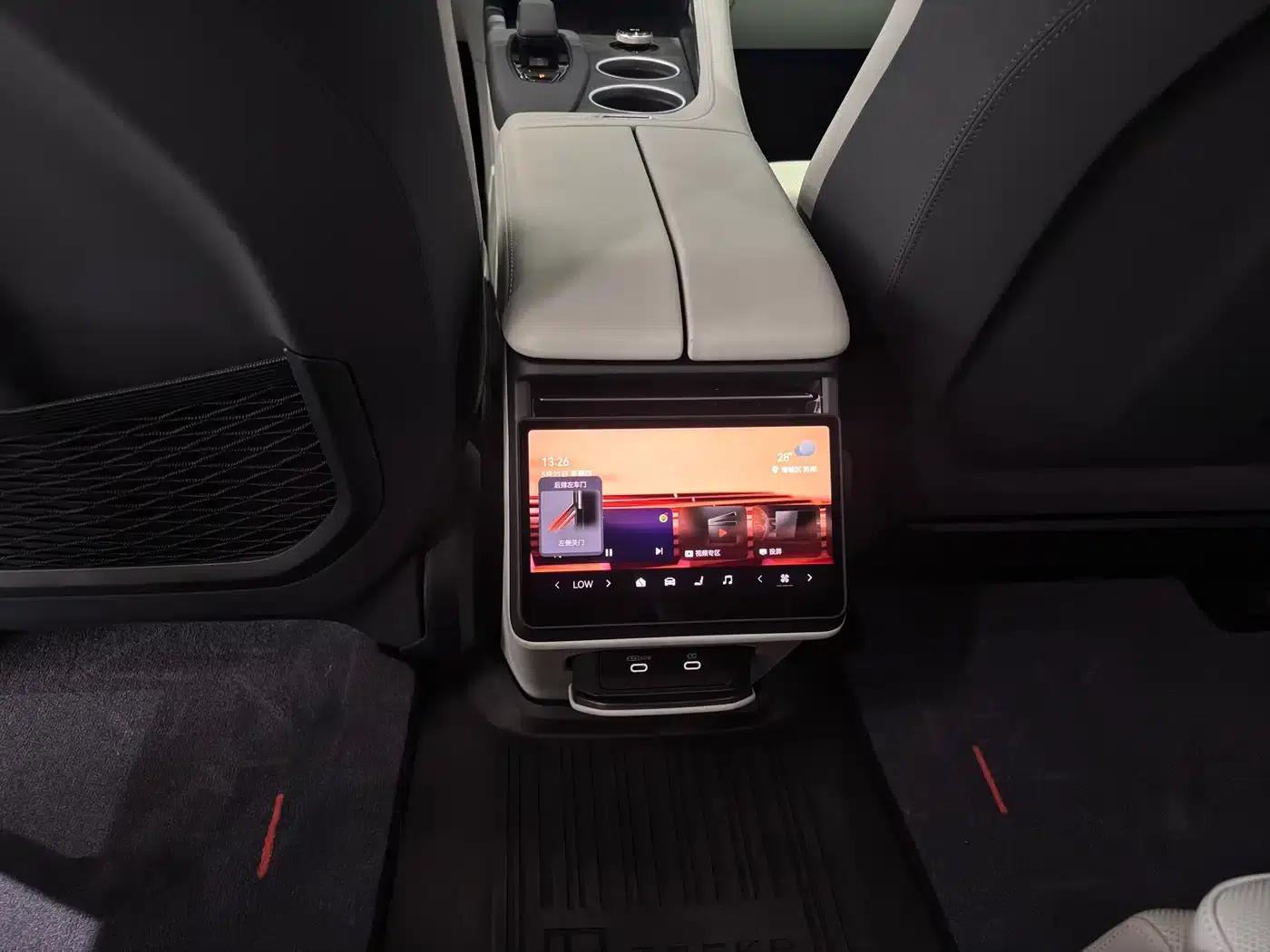 Extreme Krypton 001 2026 Model 103-degree AWD Ultra Edition — миниатюра 13